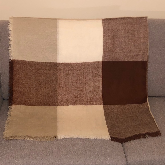 Large Square Blanket Scarf/Throw - Picture 1 of 4